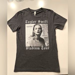 Taylor Swift Reputation Stadium Tour Tee